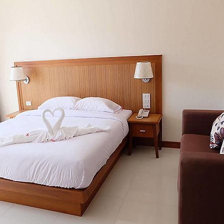 D Hotel Pattaya Buitenkant foto
